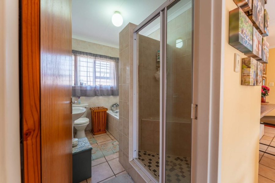 2 Bedroom Property for Sale in Eden Glen Eastern Cape